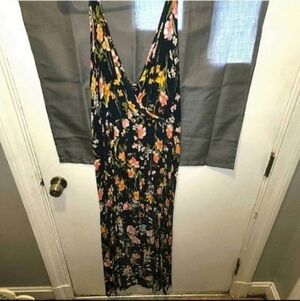 CURVY SENSE 4X FLORAL ROMPER WITH TRAIN